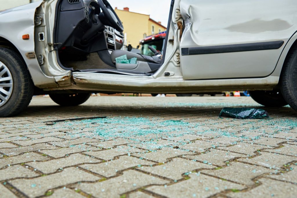 What Happens If You Crash a Loan Car - Abogados de Accidentes Riverside